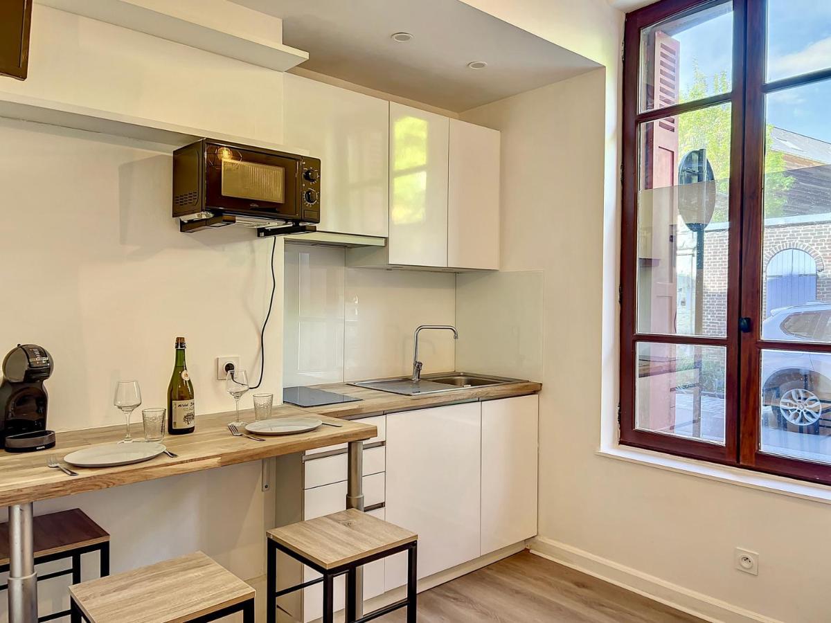 Rose Apartment Онфльор Екстериор снимка